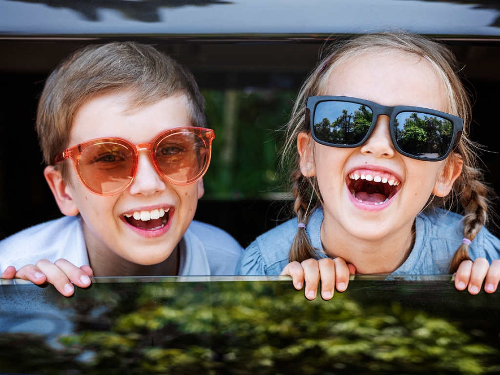 Road Trip Activities That Won't Make Your Kids Feel Sick
